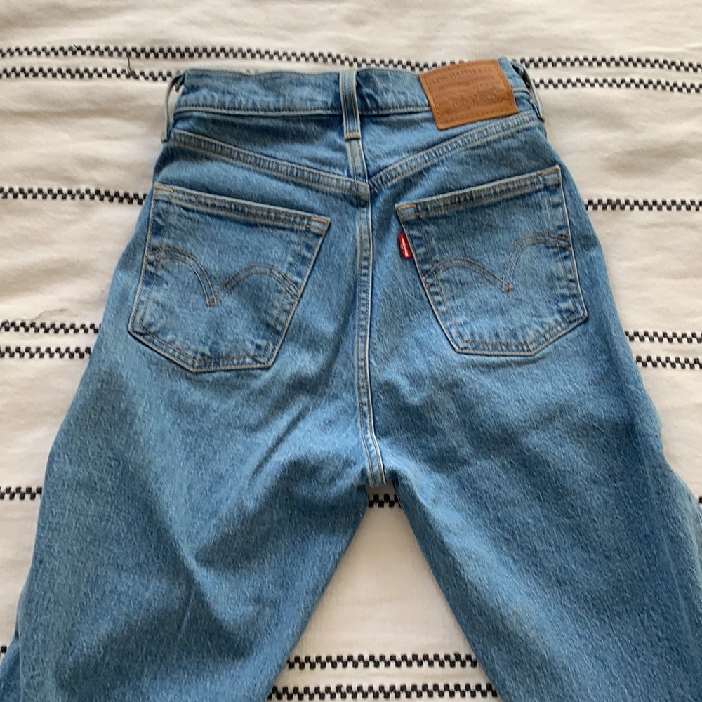 Levi’s Ribcage straight ankle - Picture 2 of 3